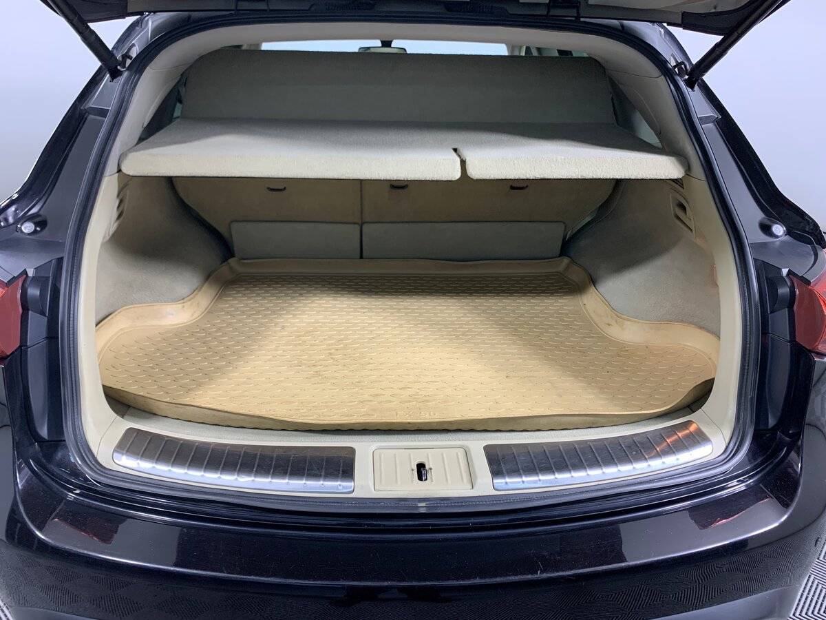 Б/У Инфинити Ф-Икс 2012 года. Фото: #20