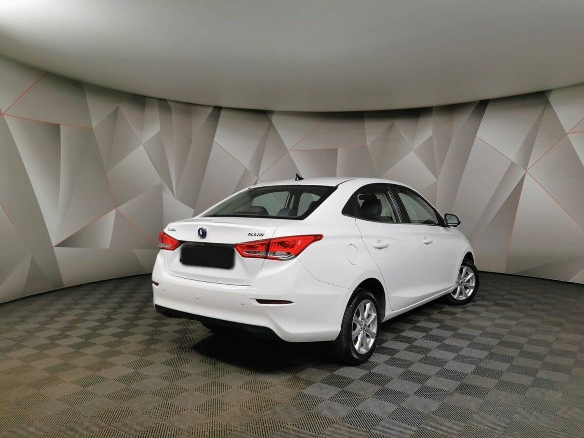 Б/У Чанган Алсвин 2023 года. Фото: #1