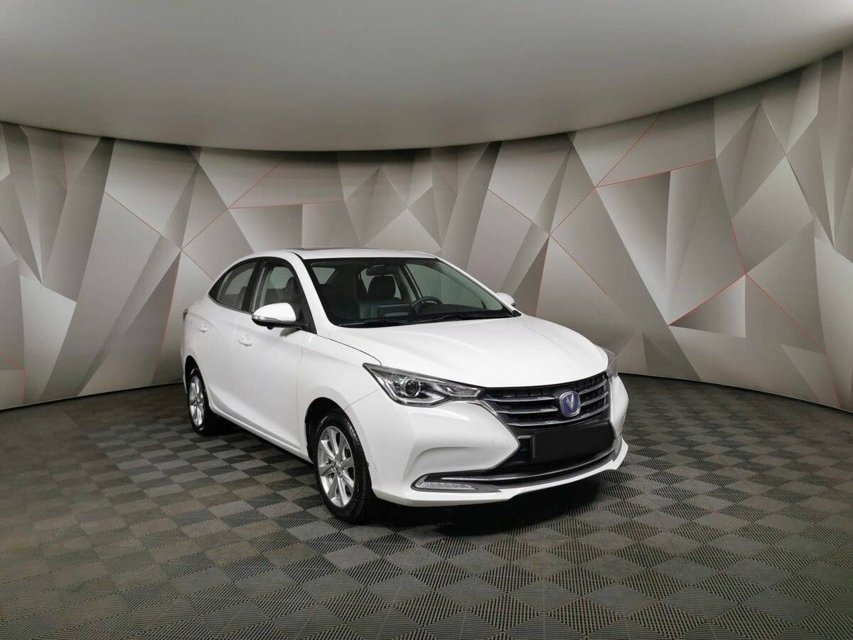 Б/У Чанган Алсвин 2023 года. Фото: #2