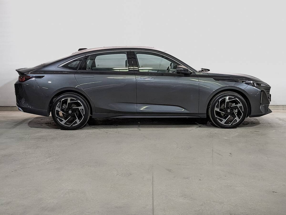 Б/У Чанган Ламур 2023 года. Фото: #3