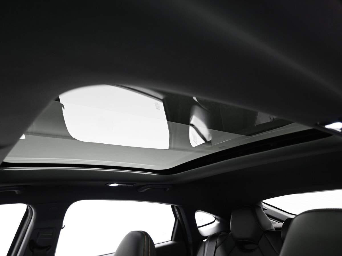 Б/У Чанган УНИ-В 2023 года. Фото: #13