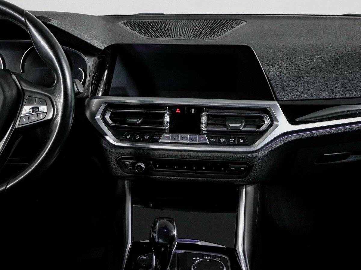 Б/У БМВ 3 серии 2019 года. Фото: #12