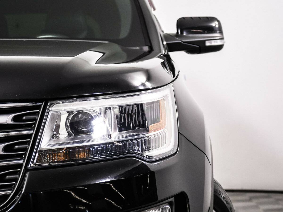 Б/У Форд Експлорер 2018 года. Фото: #14