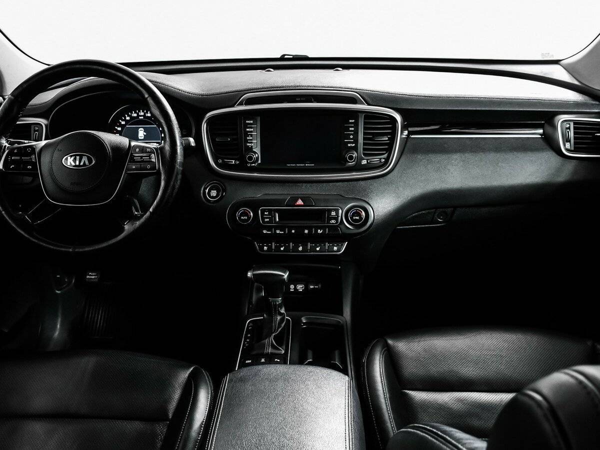 Б/У Киа Соренто 2019 года. Фото: #10