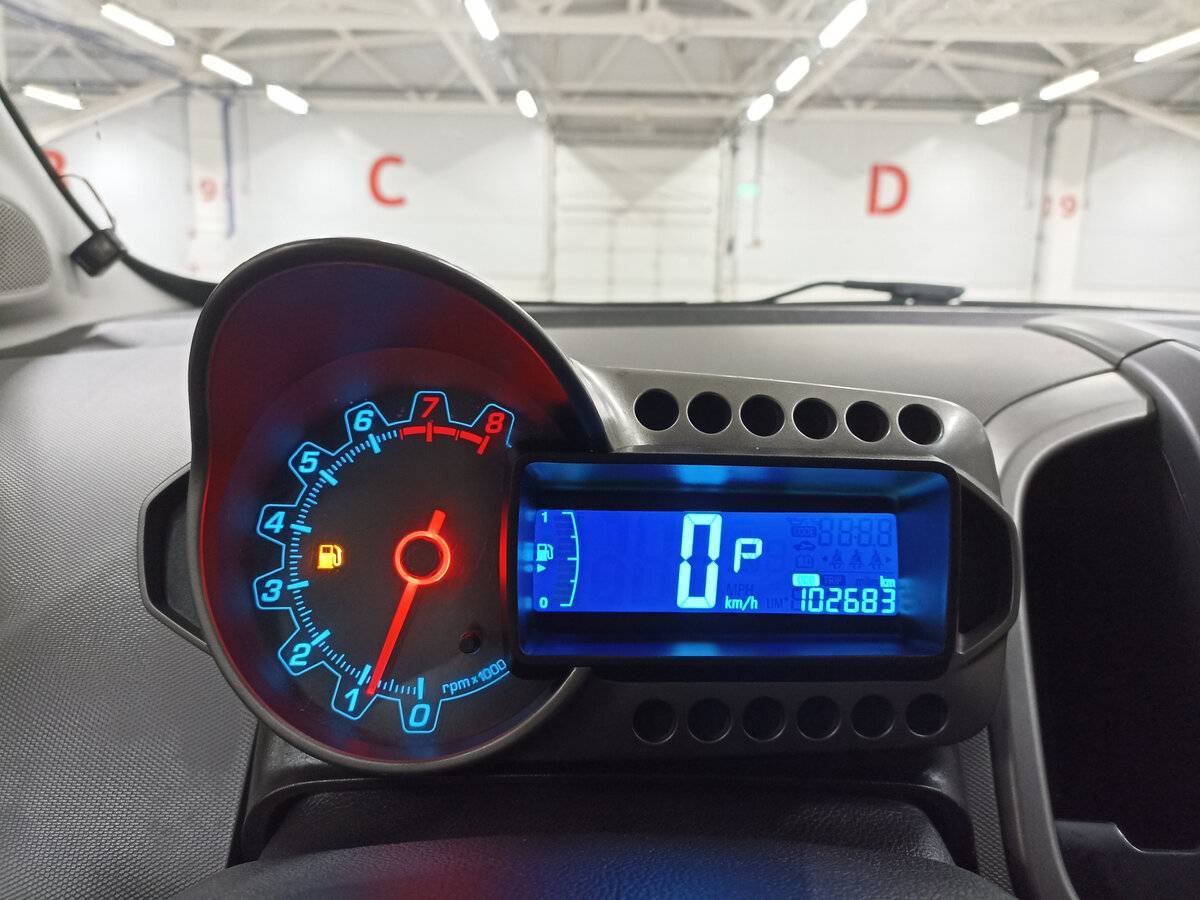 Б/У Шевроле Авео 2012 года. Фото: #12