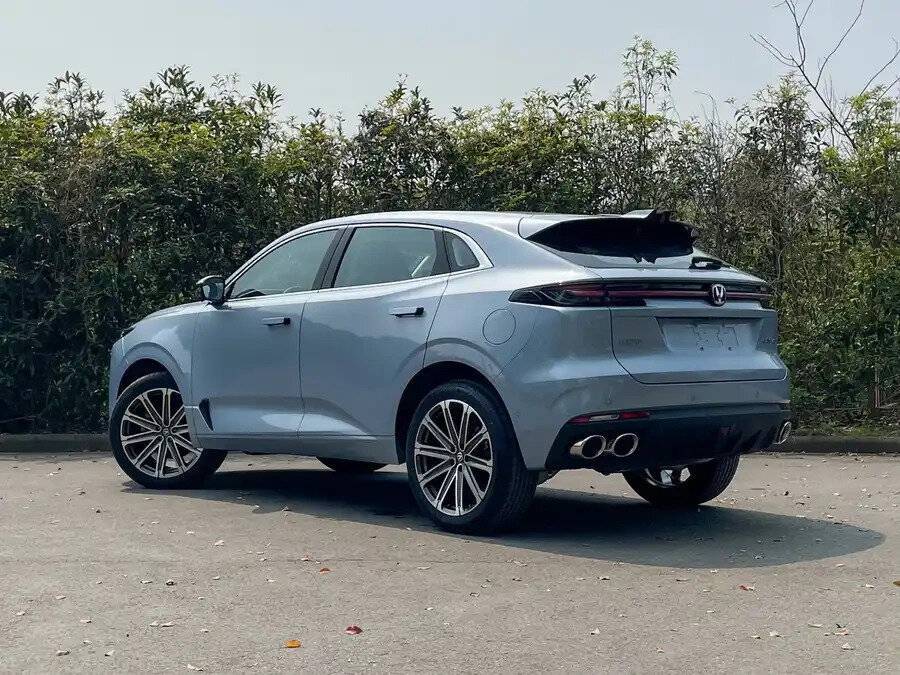 Б/У Чанган УНИ-К 2022 года. Фото: #3