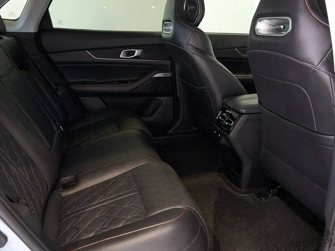 Б/У Чанган УНИ-К 2022 года. Фото: #17