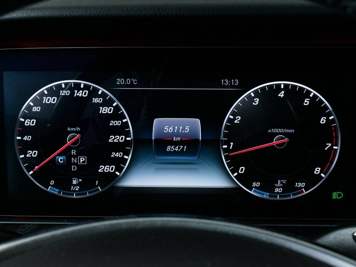 Б/У Мерседес-Бенц Е-Класс 2017 года. Фото: #14