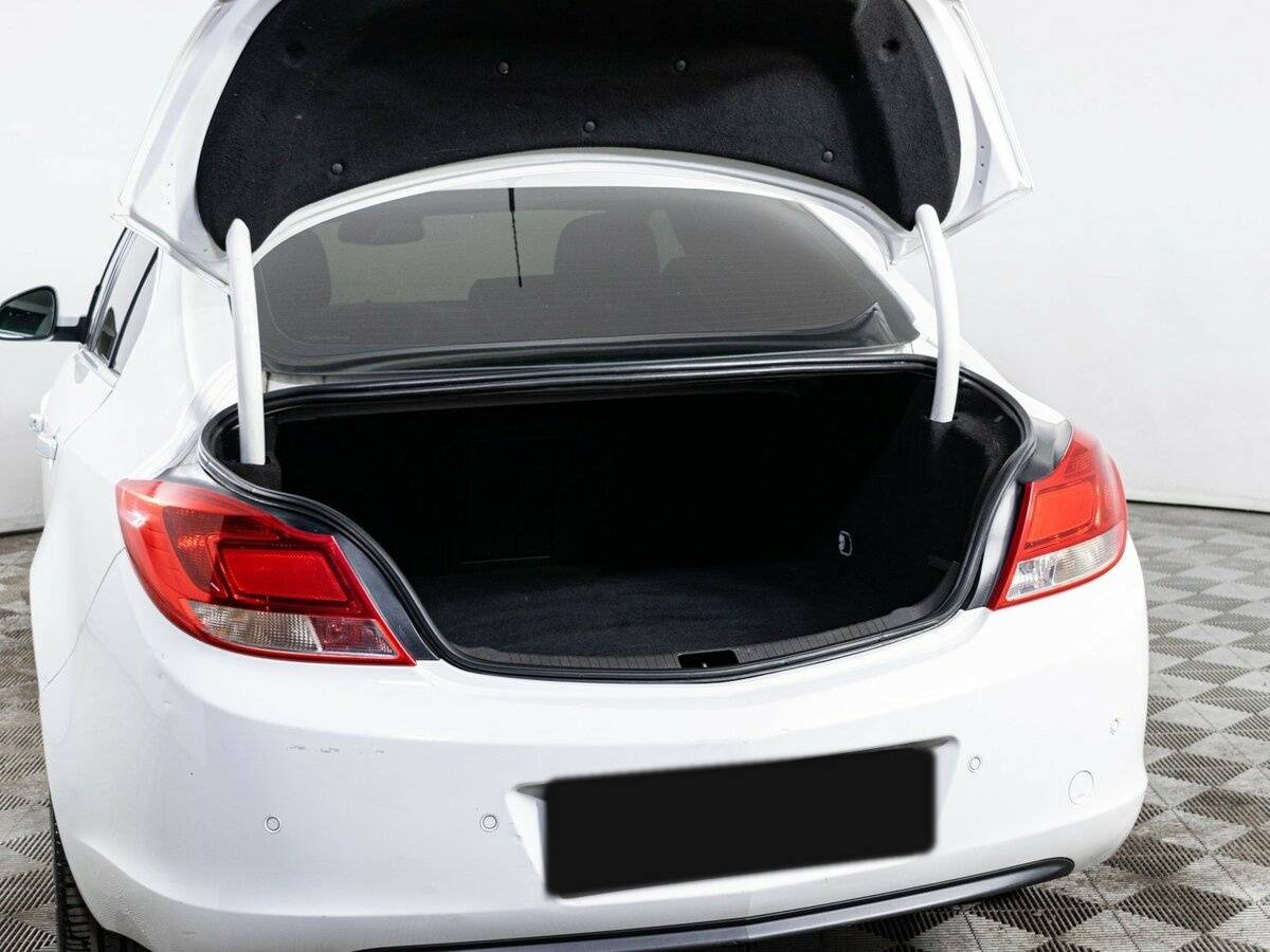 Б/У Опель Инсигния 2012 года. Фото: #8