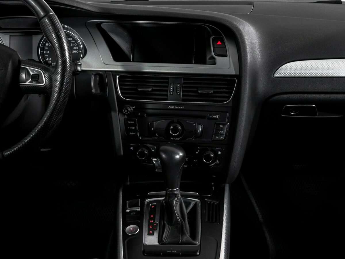 Б/У Ауди А4 2008 года. Фото: #12