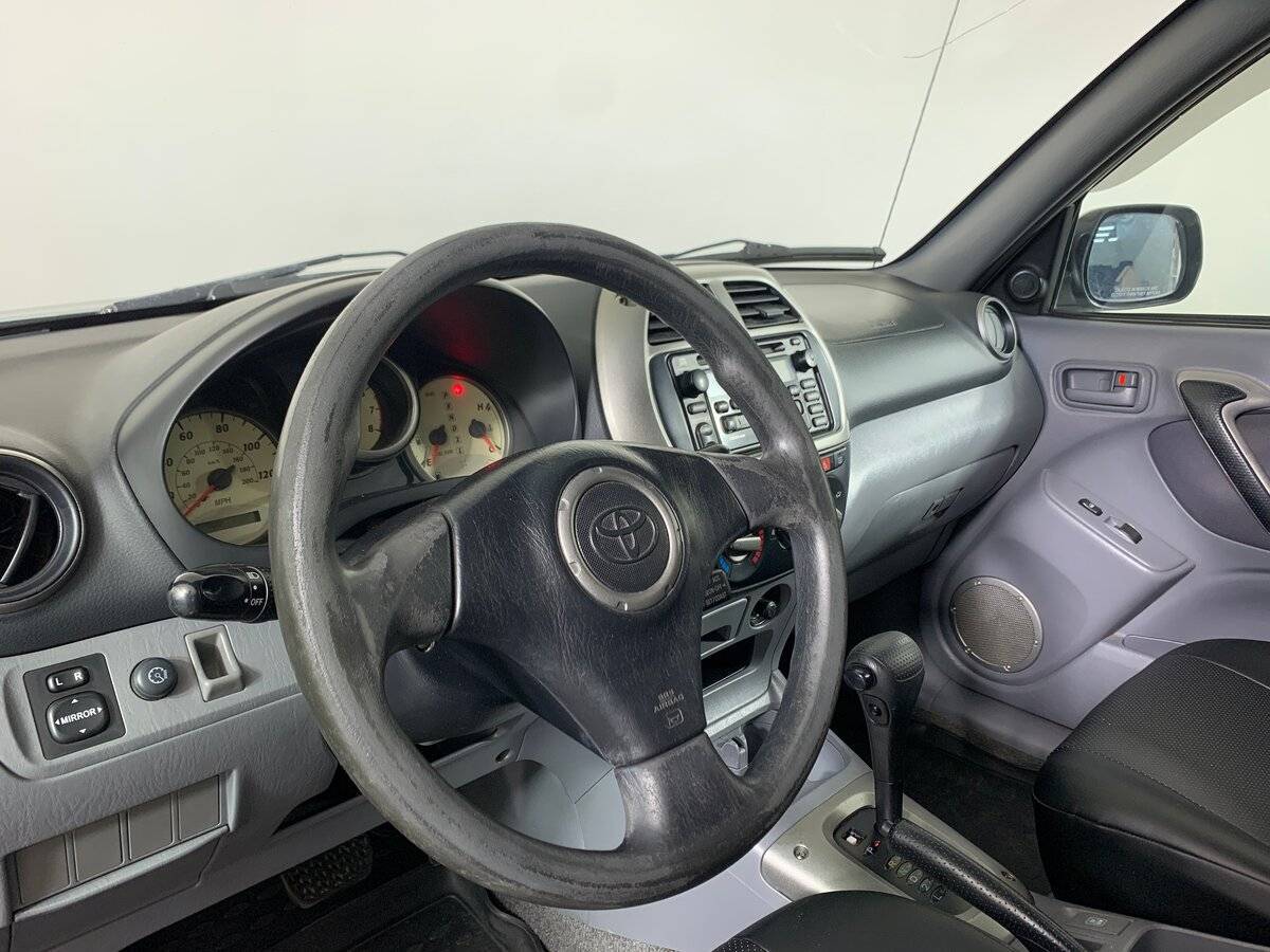 Б/У Тойота Рав4 2002 года. Фото: #10