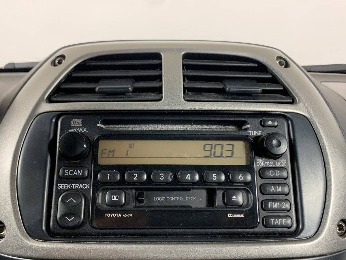 Б/У Тойота Рав4 2002 года. Фото: #14