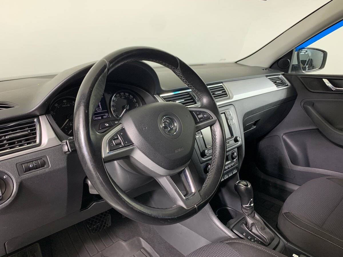 Б/У Шкода Рапид 2015 года. Фото: #10