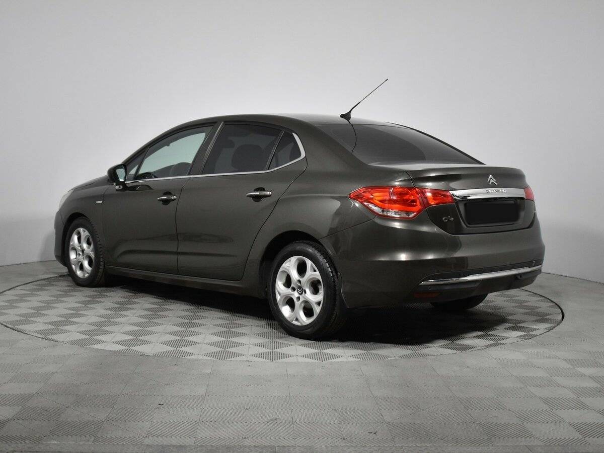 Б/У Ситроен Ц4 2013 года. Фото: #6