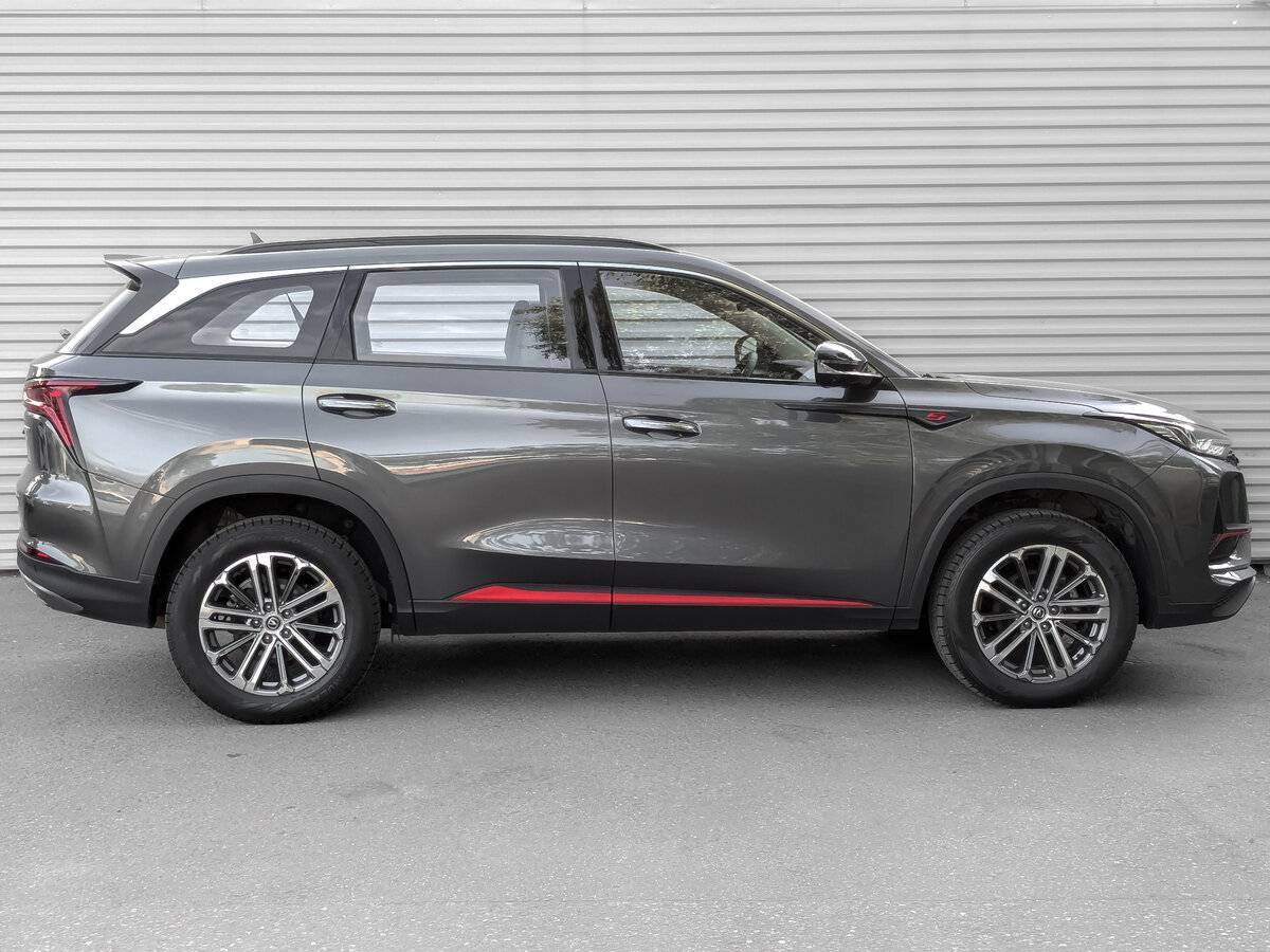 Б/У Чанган CS75 Plus 2023 года. Фото: #3