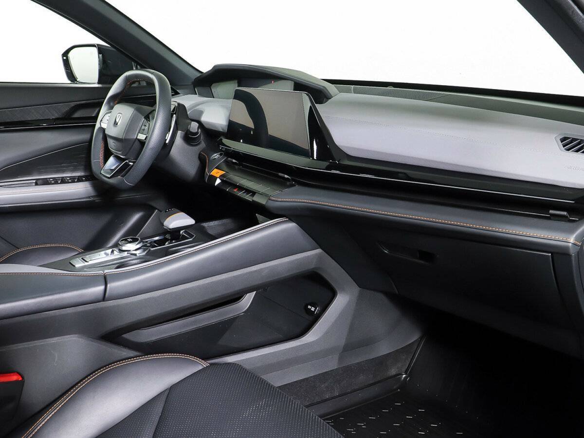 Б/У Чанган УНИ-В 2023 года. Фото: #10