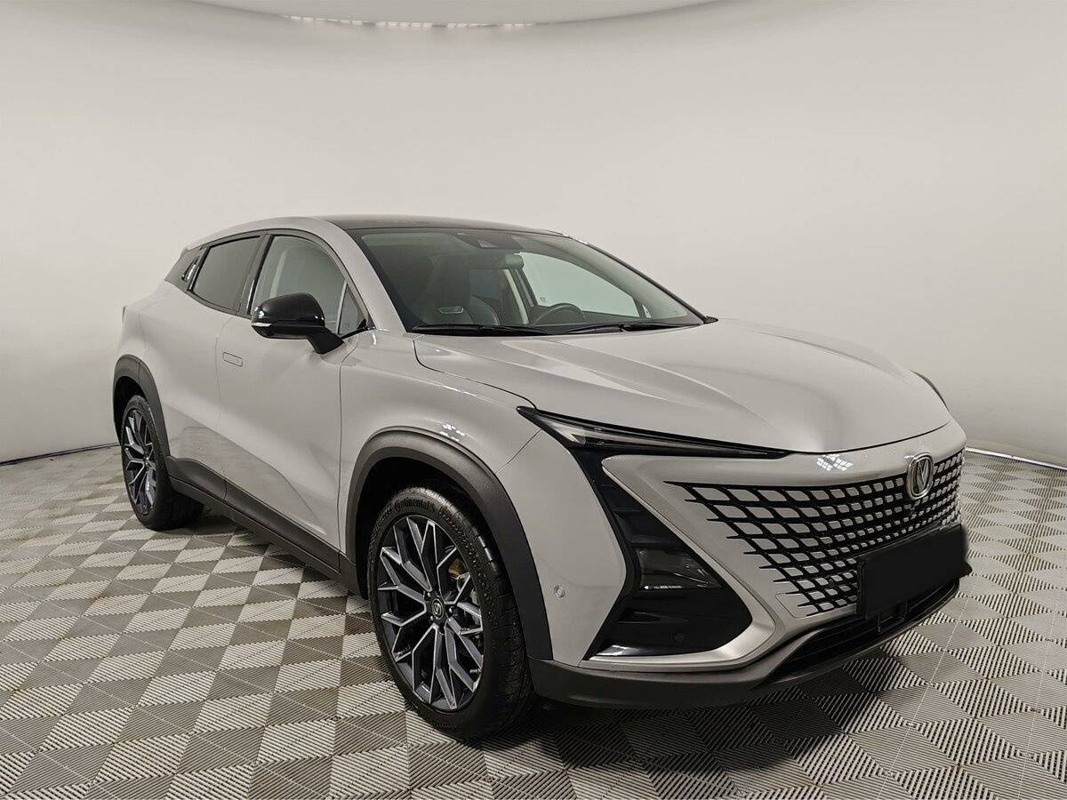 Б/У Чанган УНИ-Т 2023 года. Фото: #2