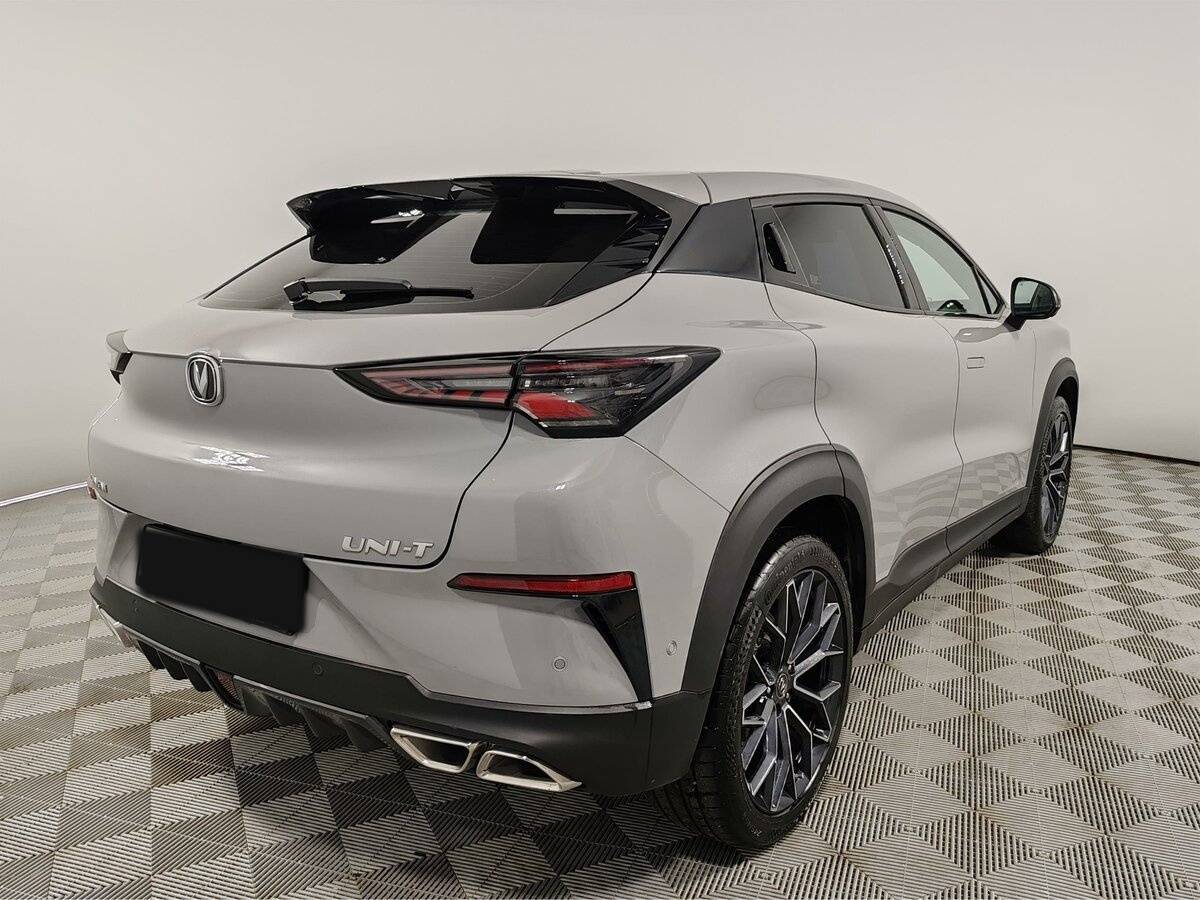 Б/У Чанган УНИ-Т 2023 года. Фото: #4