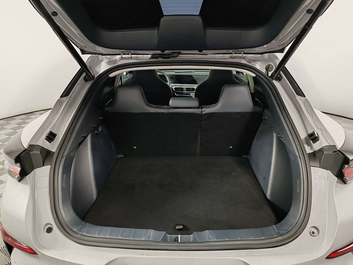 Б/У Чанган УНИ-Т 2023 года. Фото: #8