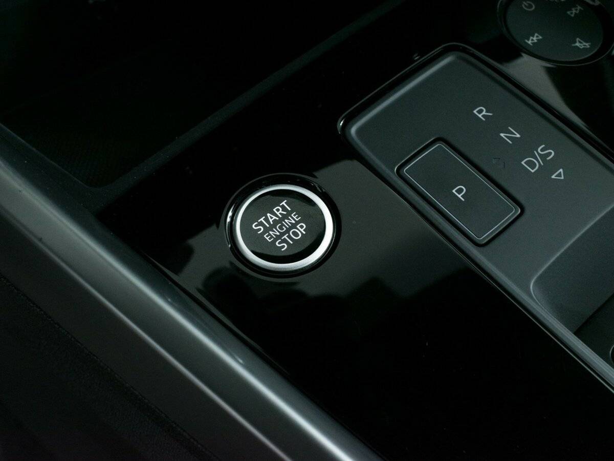 Б/У Ауди А3 2021 года. Фото: #12