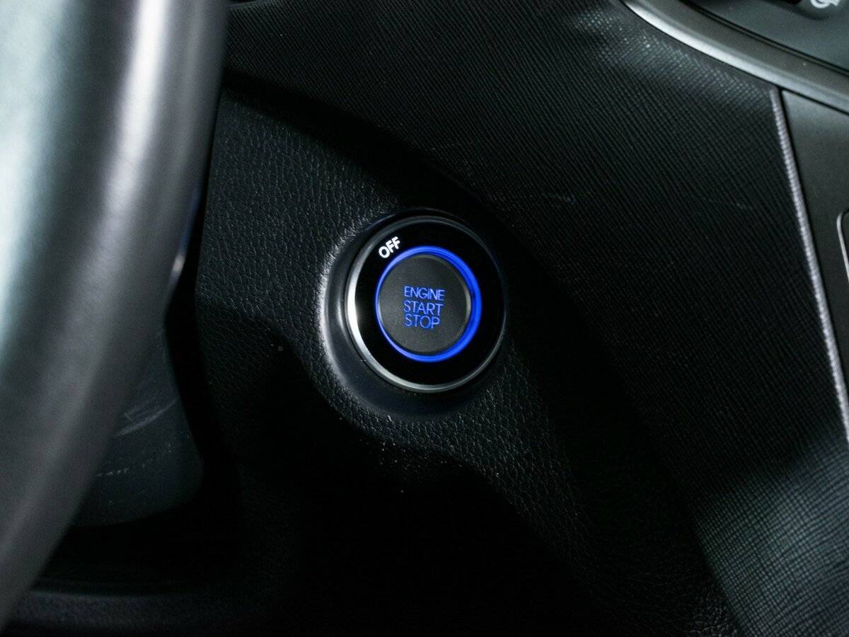 Б/У Хендай Санта Фе 2016 года. Фото: #14