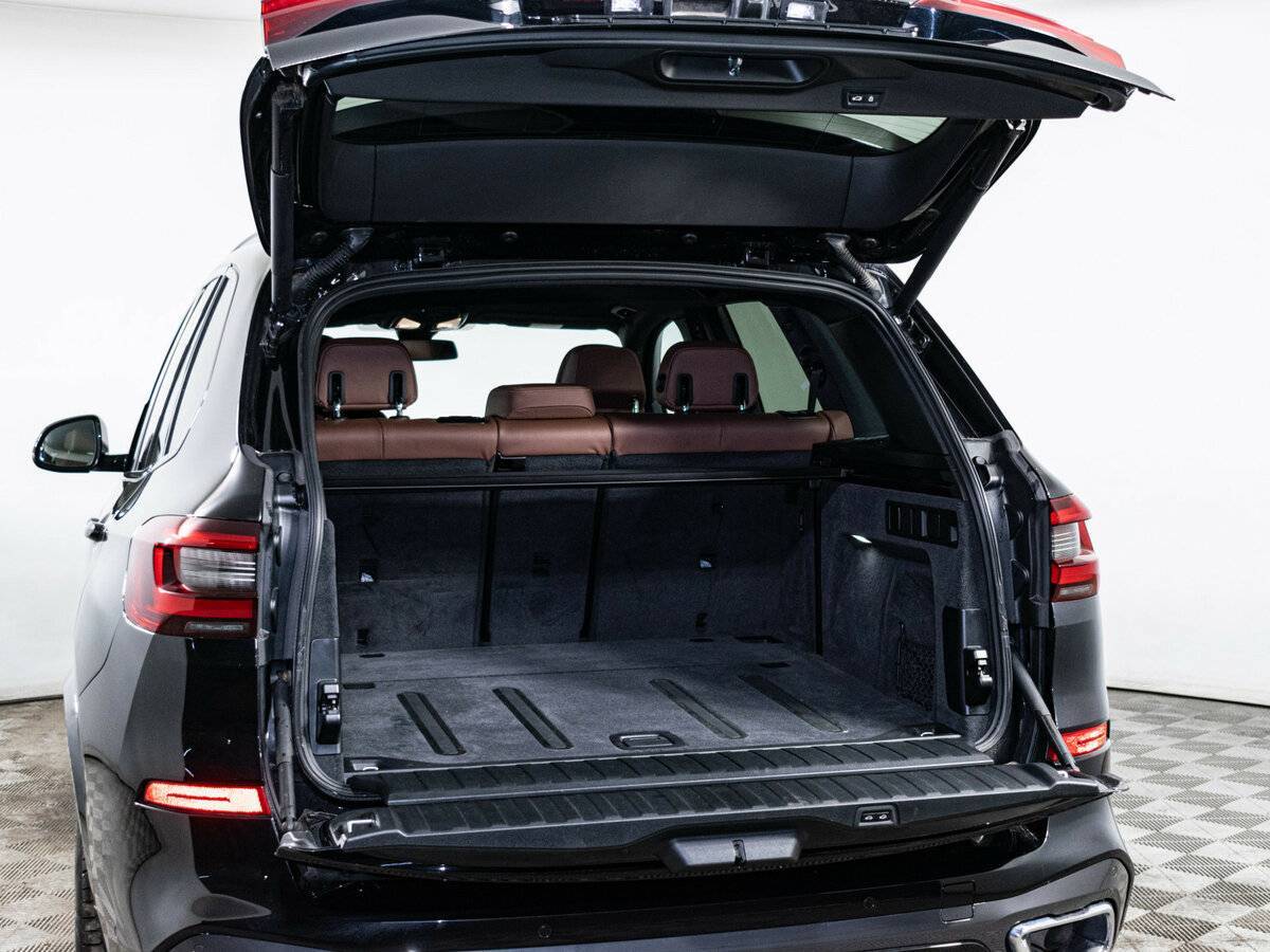 Б/У БМВ Икс5 2020 года. Фото: #8