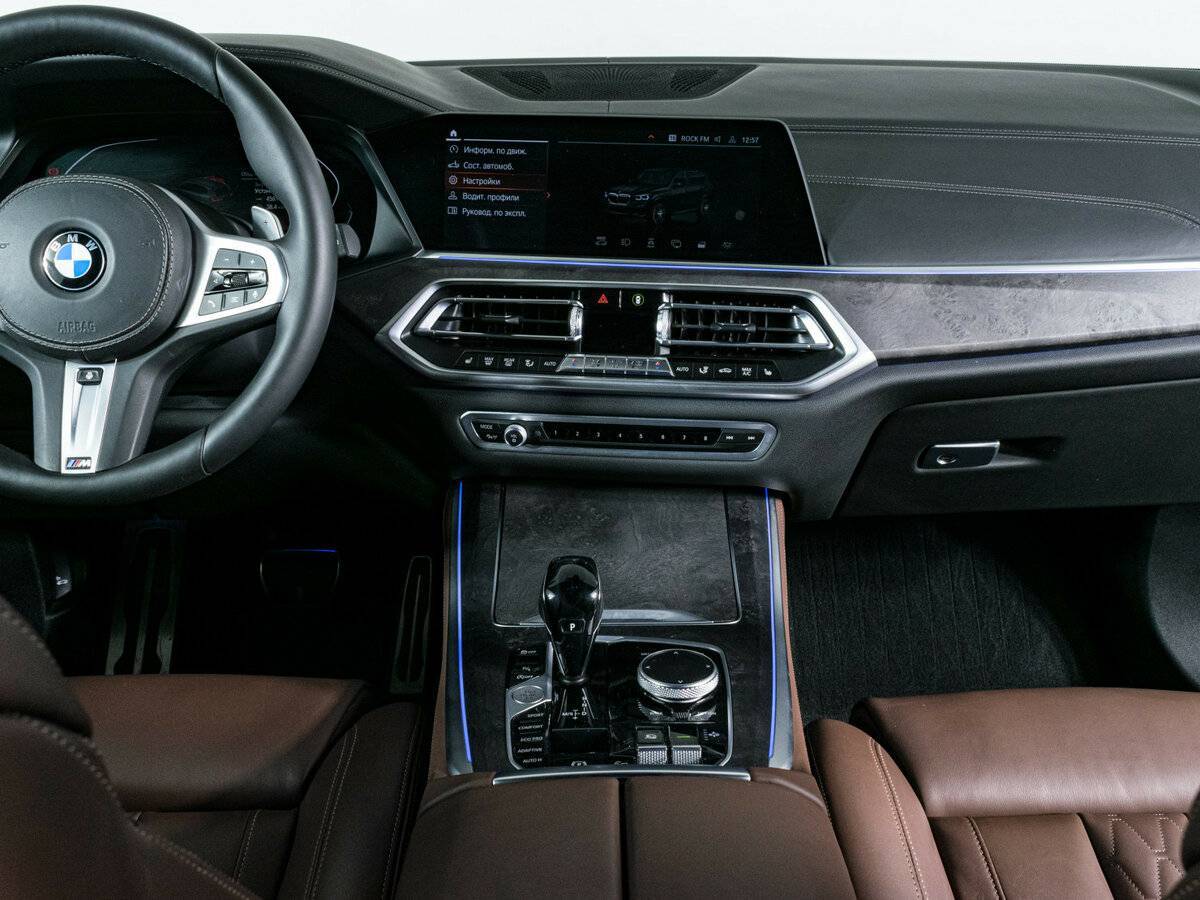 Б/У БМВ Икс5 2020 года. Фото: #11