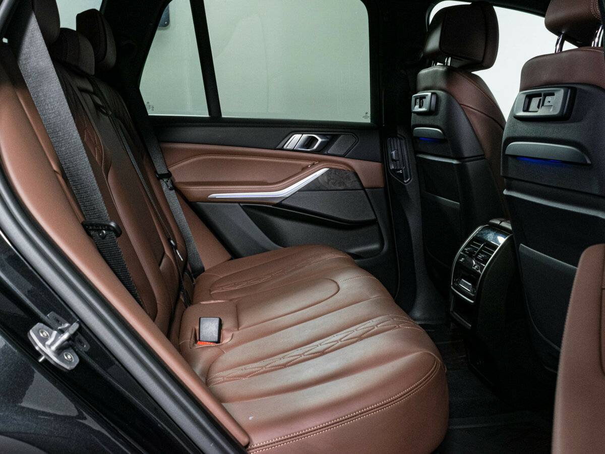 Б/У БМВ Икс5 2020 года. Фото: #12