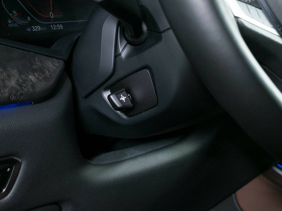 Б/У БМВ Икс5 2020 года. Фото: #16