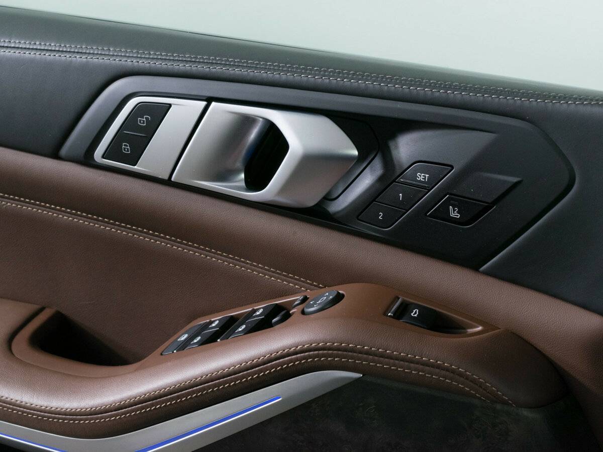 Б/У БМВ Икс5 2020 года. Фото: #22