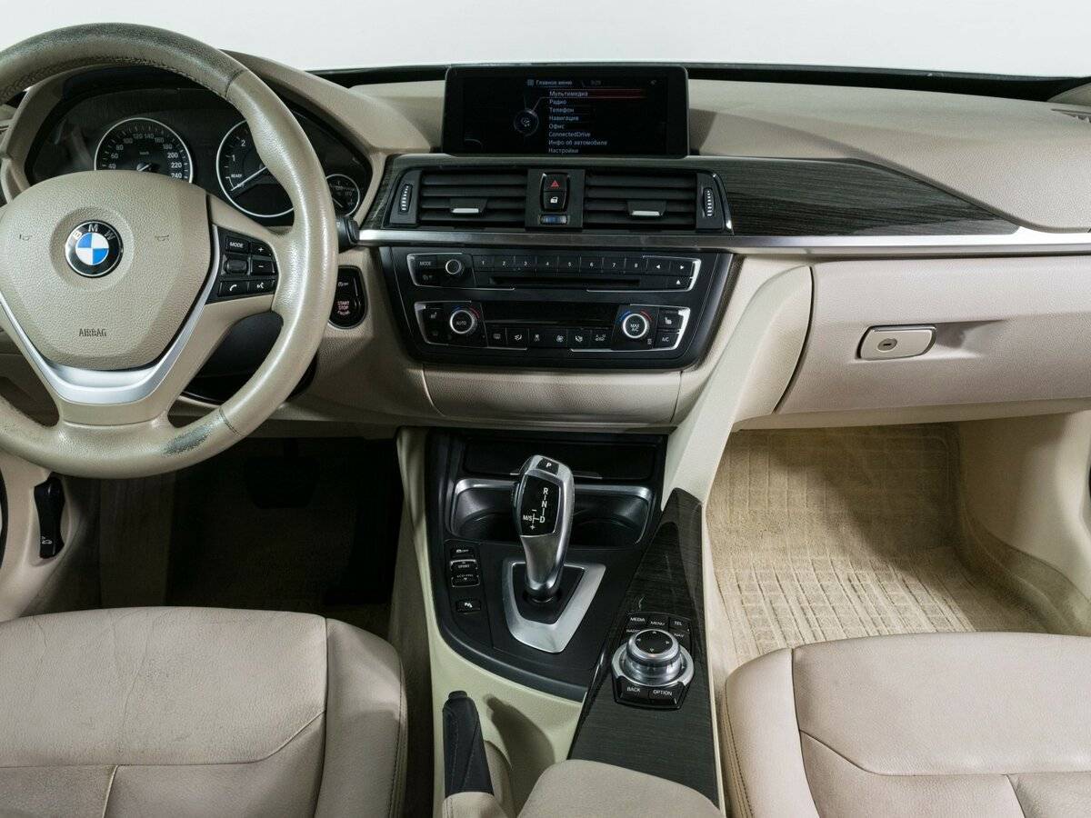 Б/У БМВ 3 серии 2013 года. Фото: #11