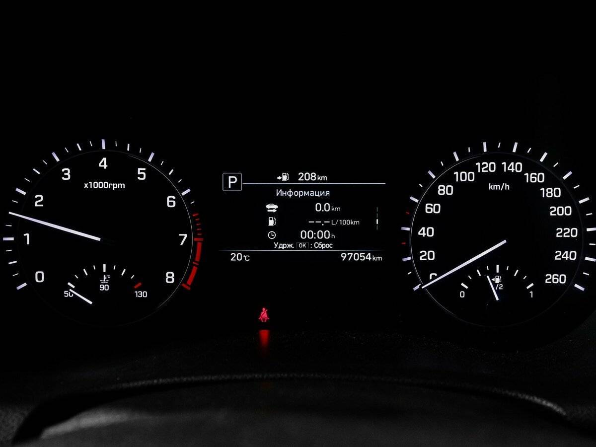 Б/У Генезис Г80 2019 года. Фото: #10