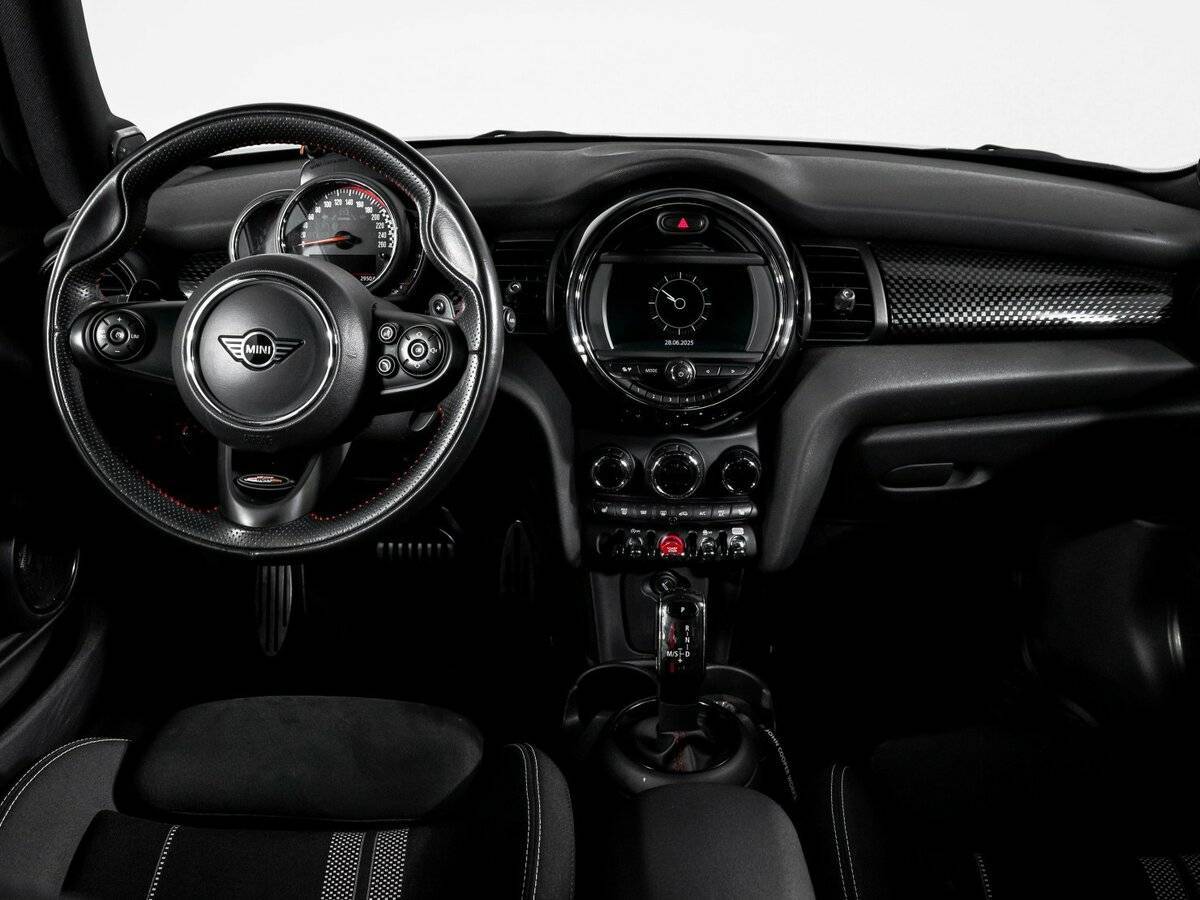 Б/У Мини Хэтч 2019 года. Фото: #11