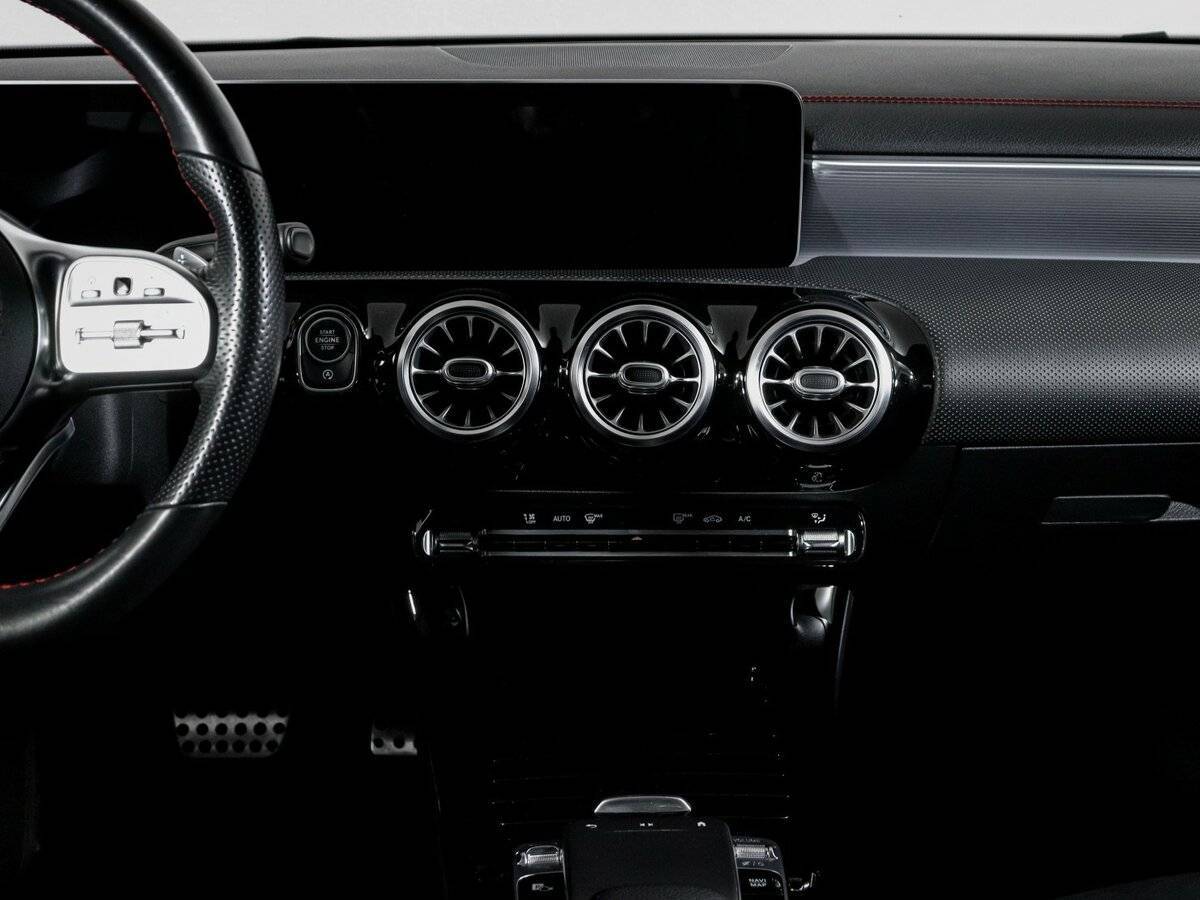 Б/У Мерседес-Бенц КЛА 2019 года. Фото: #12