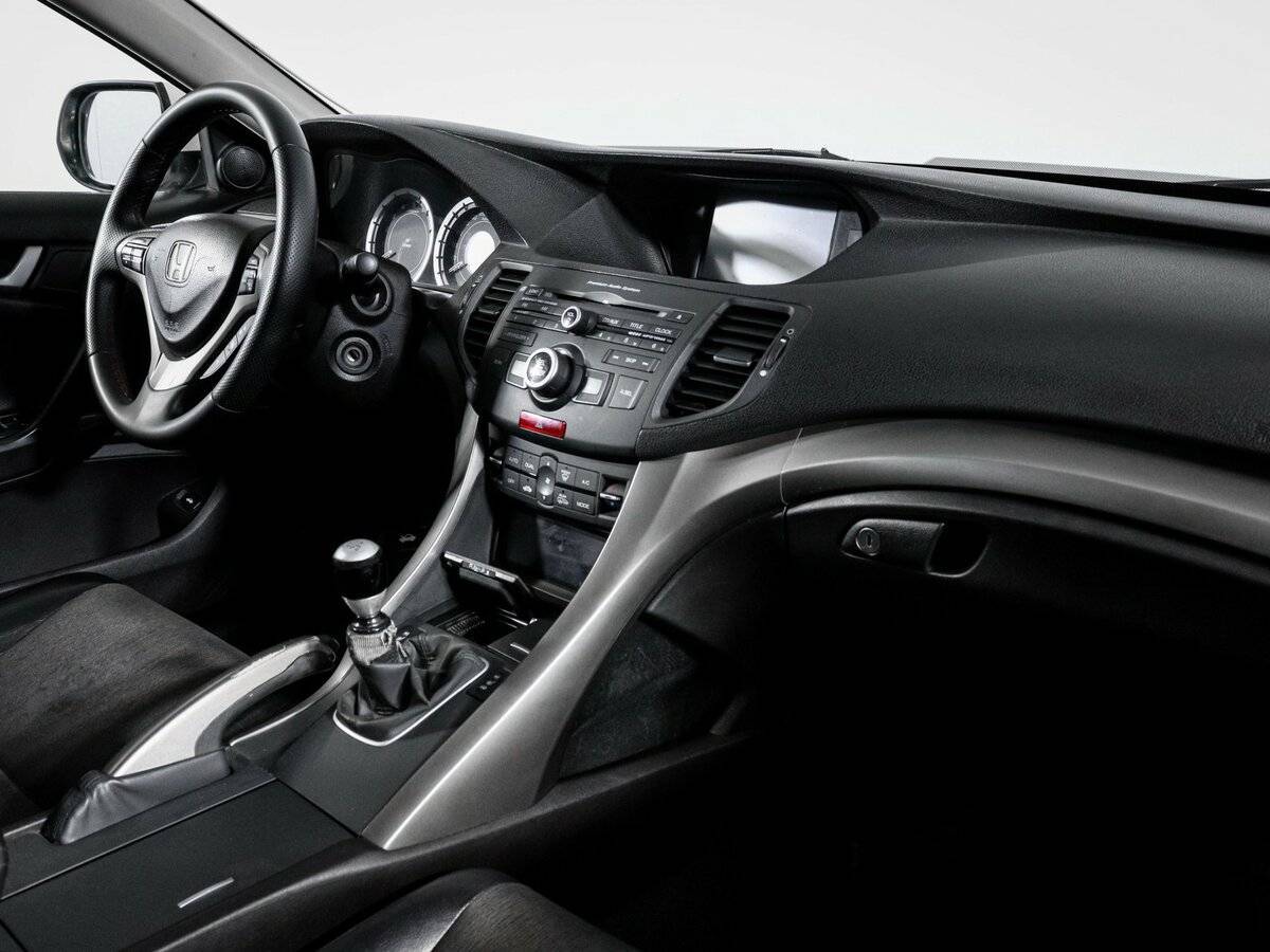 Б/У Хонда Аккорд 2008 года. Фото: #8