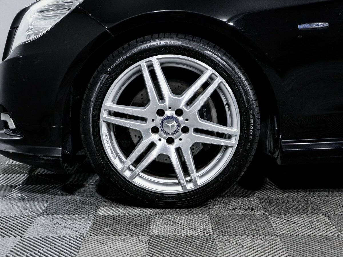 Б/У Мерседес-Бенц Е-Класс 2010 года. Фото: #14