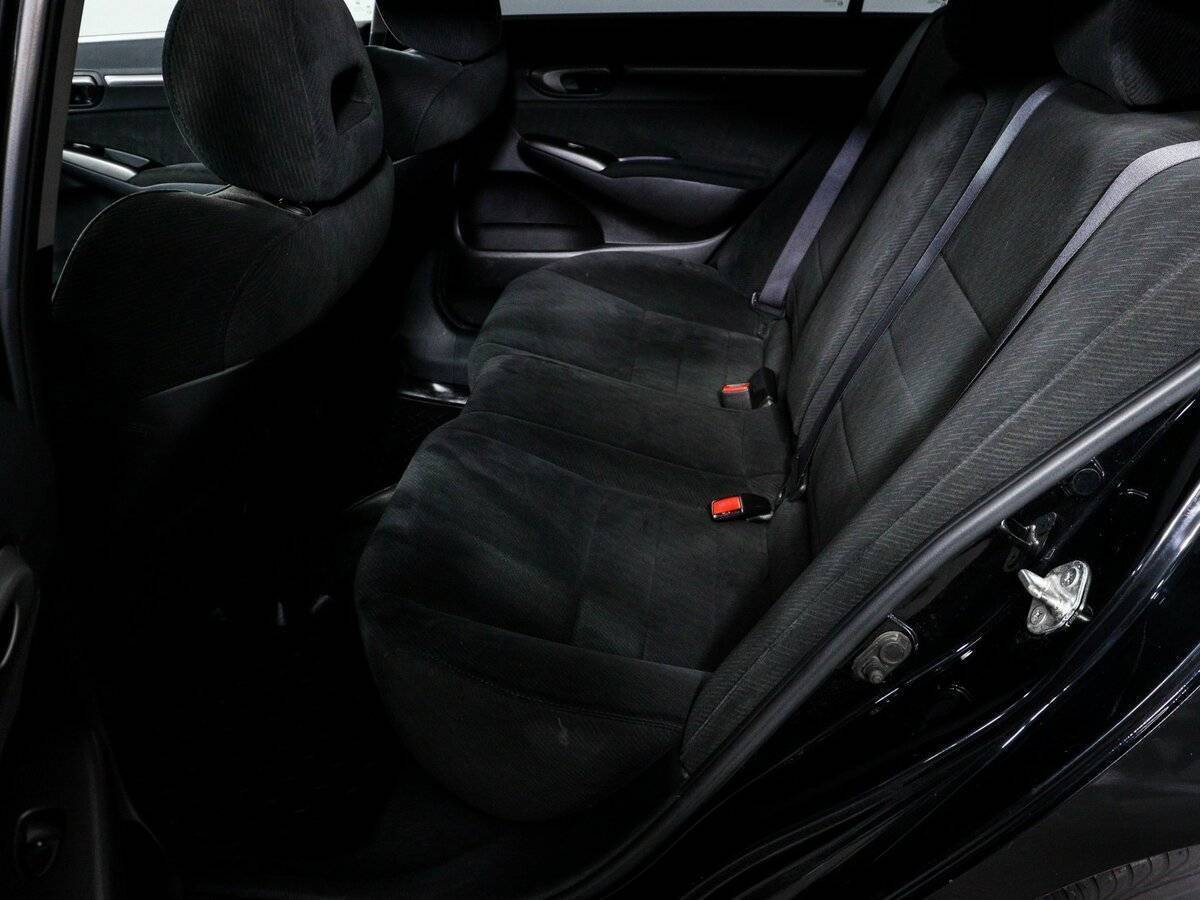 Б/У Хонда Цивик 2011 года. Фото: #9