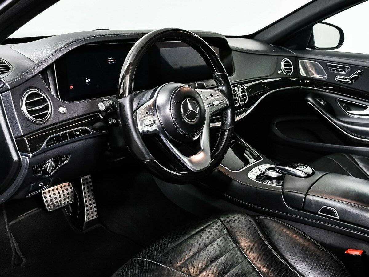 Б/У Мерседес-Бенц С-Класс 2018 года. Фото: #12