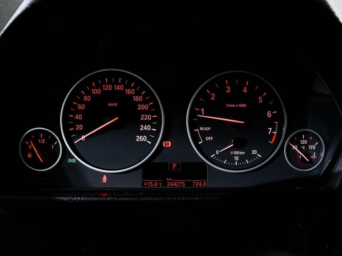 Б/У БМВ 3 серии 2014 года. Фото: #10