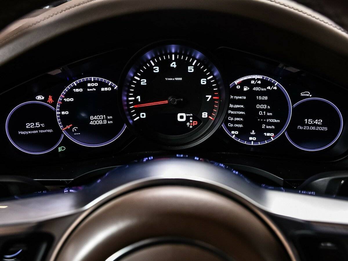 Б/У Порш Кайен 2019 года. Фото: #9