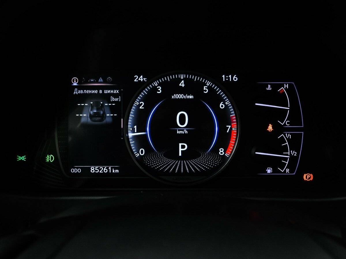 Б/У Лексус У-Икс 2019 года. Фото: #9