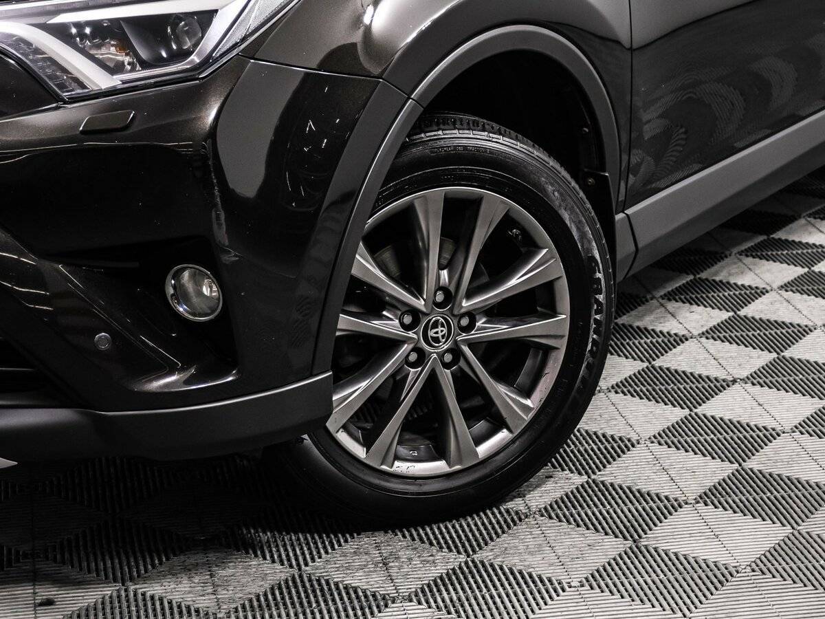 Б/У Тойота Рав4 2015 года. Фото: #10