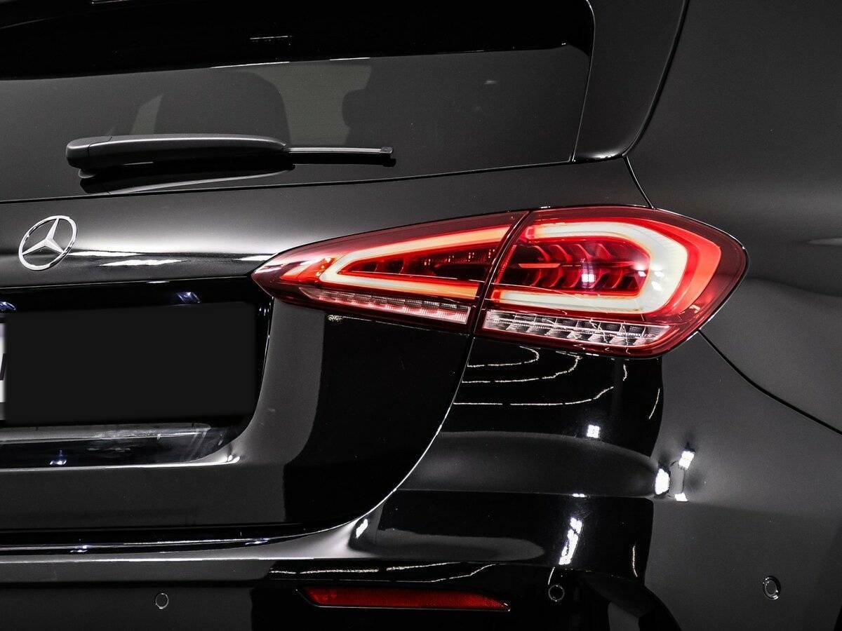 Б/У Мерседес-Бенц А-Класс 2021 года. Фото: #17