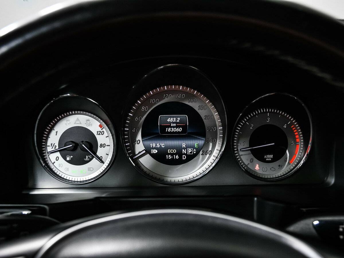 Б/У Мерседес-Бенц ГЛК-Класс 2014 года. Фото: #9