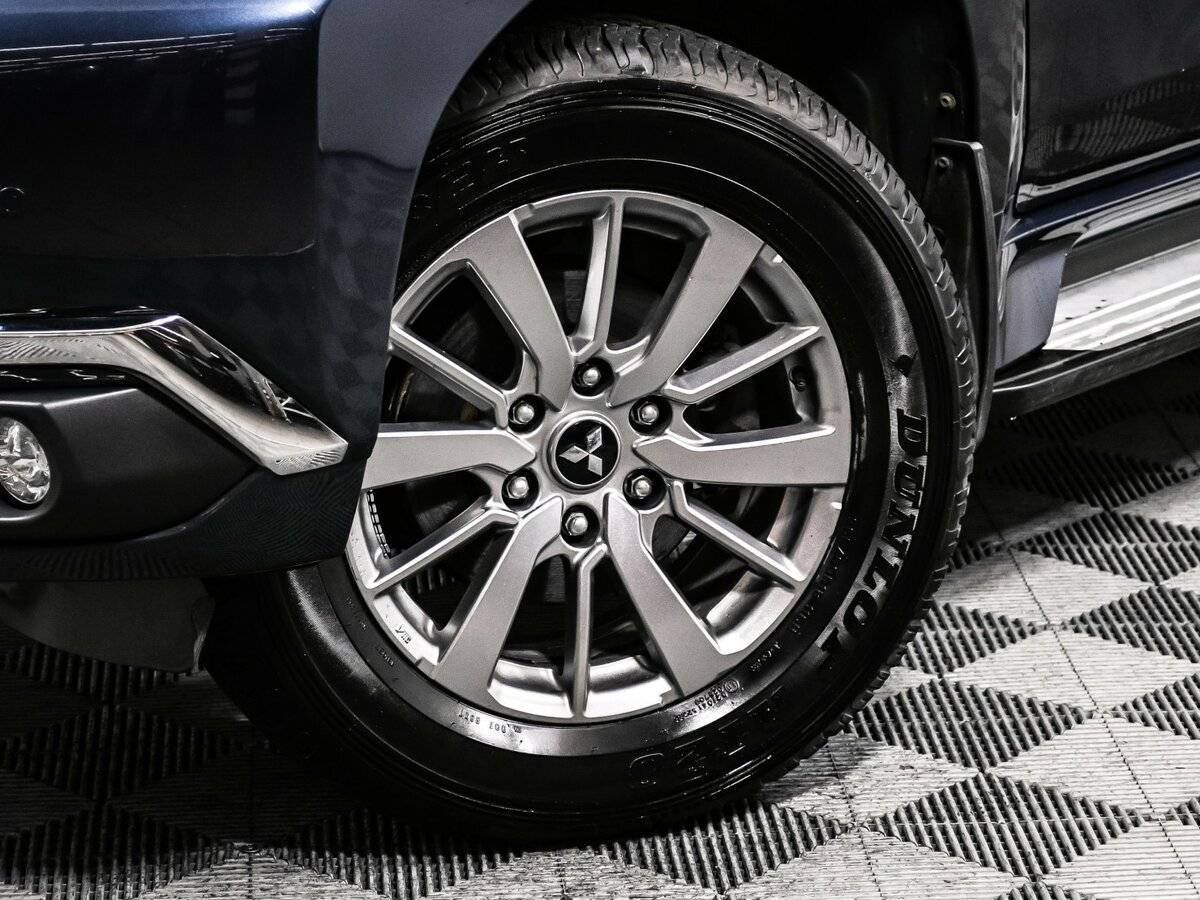 Mitsubishi Pajero Sport 2018 года с пробегом. Фото: #13