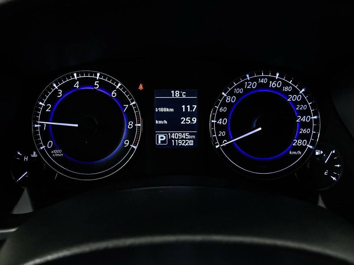 Б/У Инфинити К-Икс50 2015 года. Фото: #9