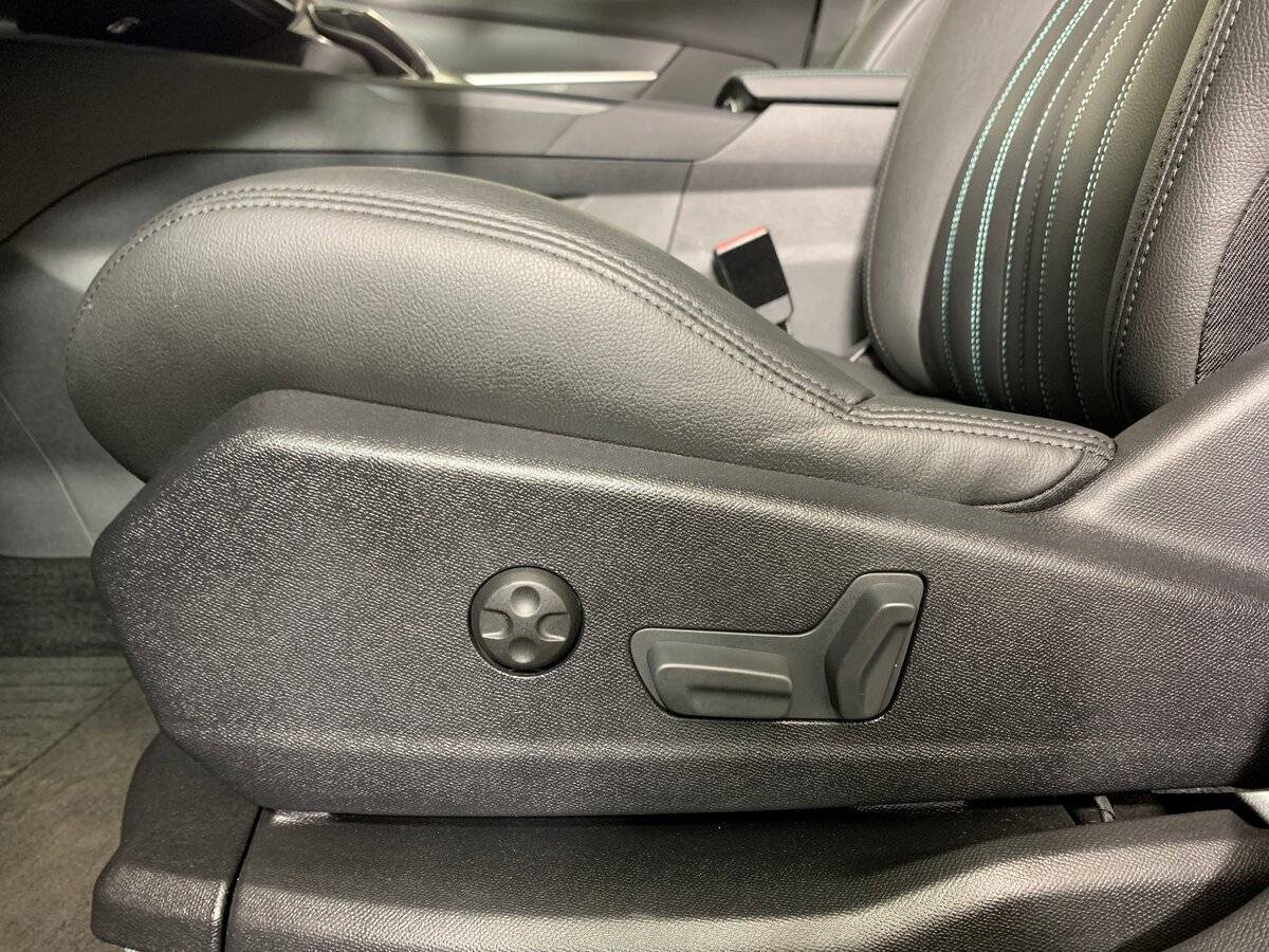 Б/У Пежо 4008 2023 года. Фото: #15