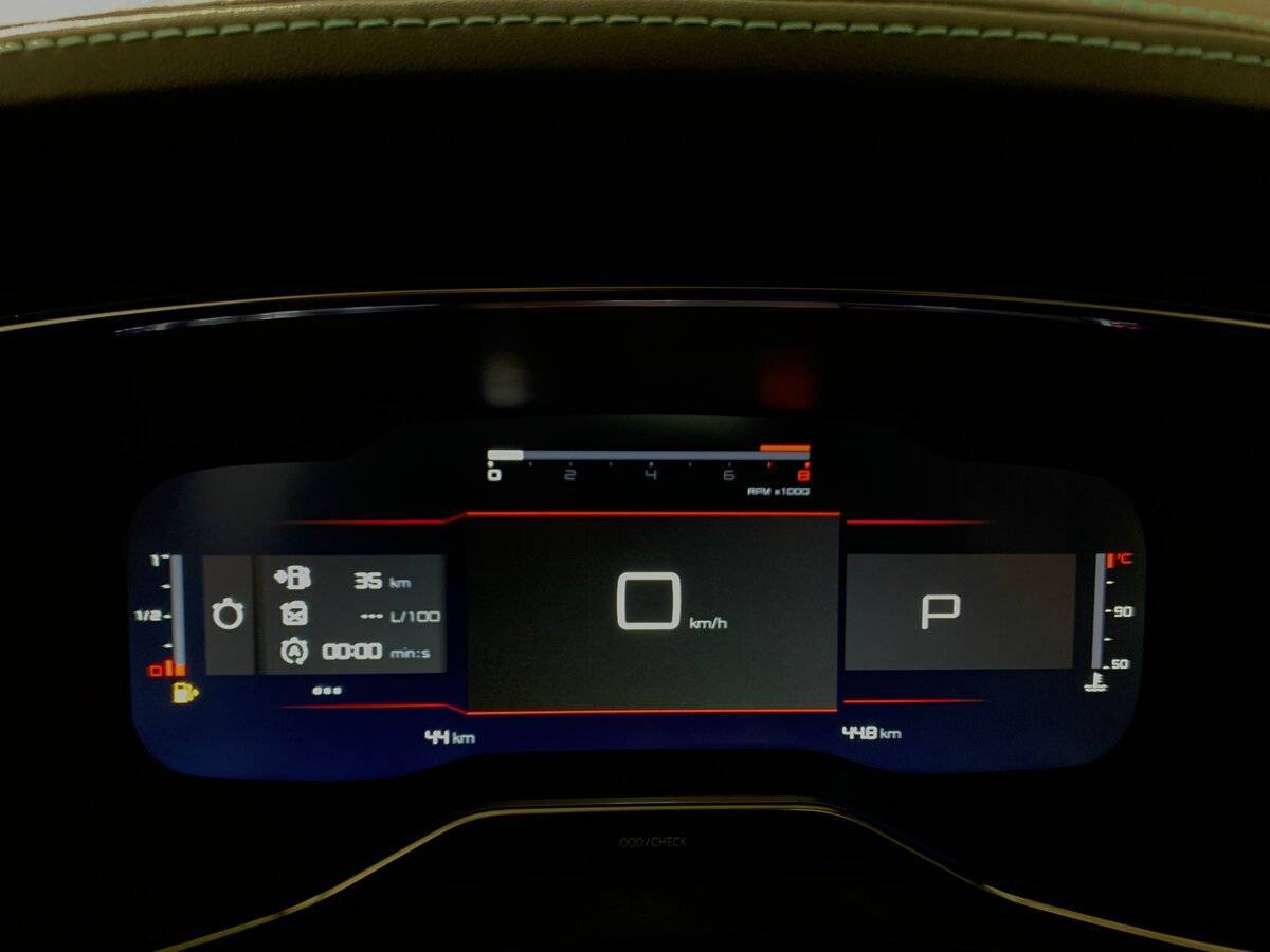 Б/У Ситроен Ц5 Эйркросс 2023 года. Фото: #13