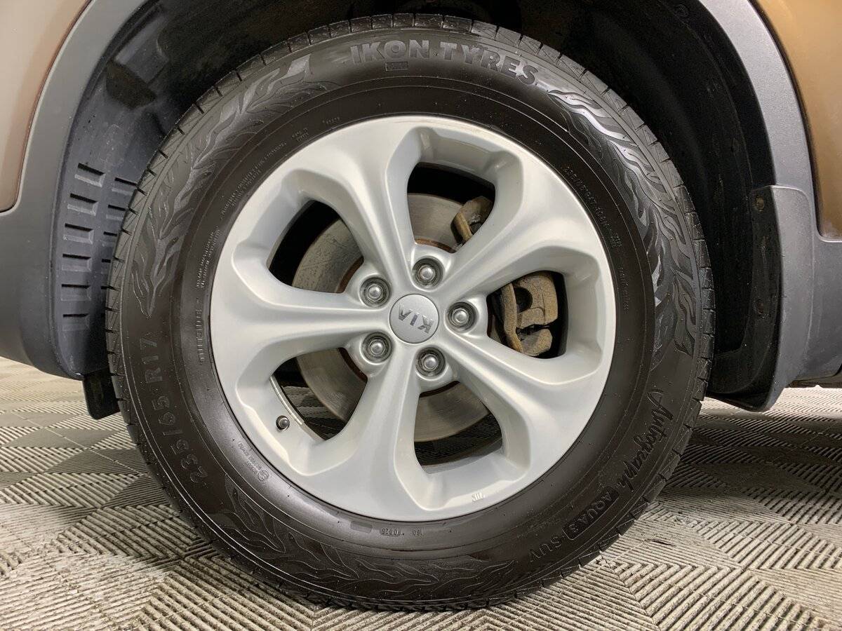 Б/У Киа Соренто 2017 года. Фото: #8