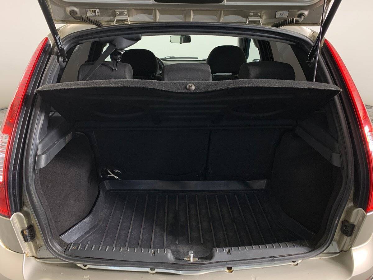 Б/У Лада (ВАЗ) Калина 2013 года. Фото: #16